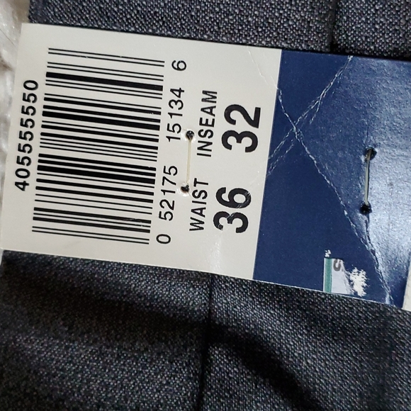 Dockers Pants - Picture 4 of 5